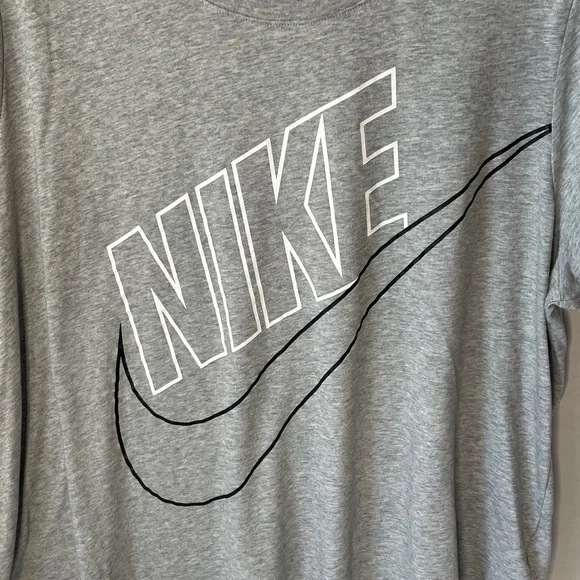 Nike Women's Size 1X ( Oversized ) Heather Gray Tee with Black Outline Logo - Picture 3 of 5